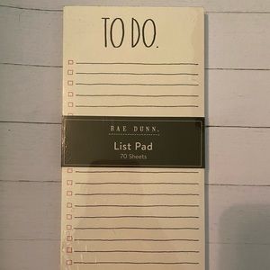 ✅Rae Dunn list pad.